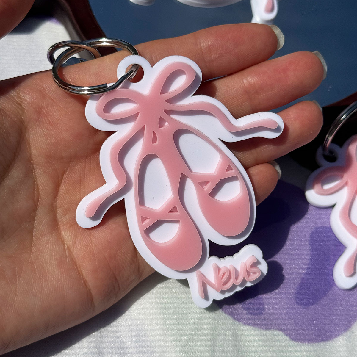Custom Name Acrylic Keychain P - Men Shoes Name 评论和价格
